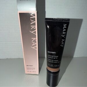 Mary Kay CC CREAM Complexion Corrector Sunscreen Broad Spectrum SPF 15 Very Deep
